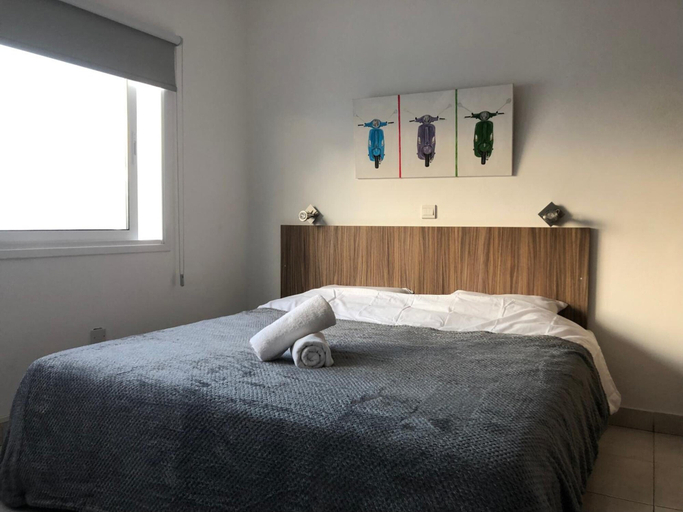 Bedroom 2, Thomas Apartments