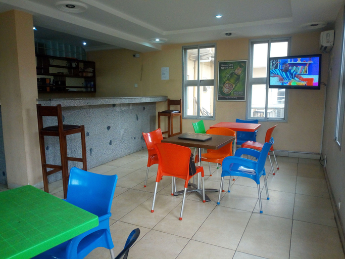 Food & Drinks 5, Peak Court Hotels, IbadanNorth