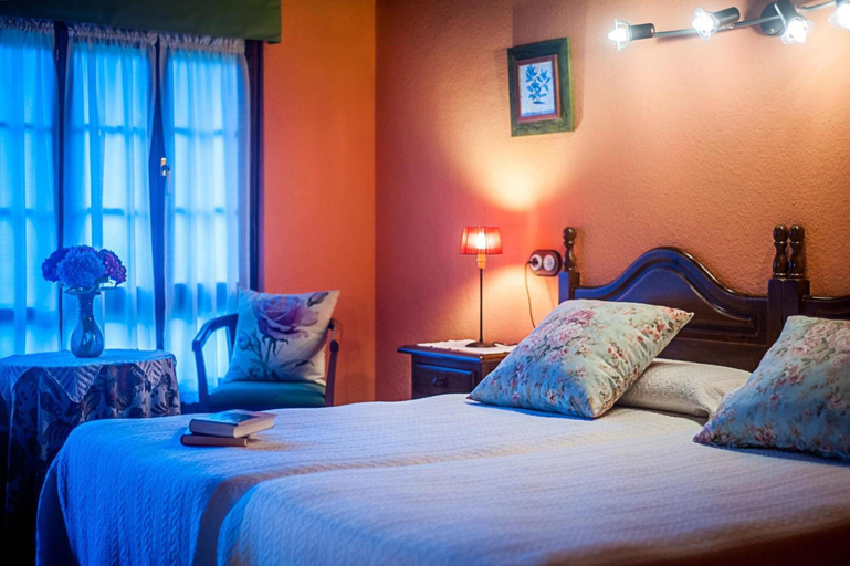 Bedroom 2, Casa De Aldea Riosol, Asturias