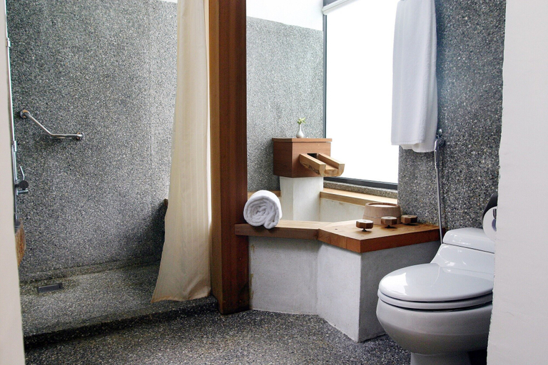 Bathroom 4, Mudanwan Villa, Pingtung