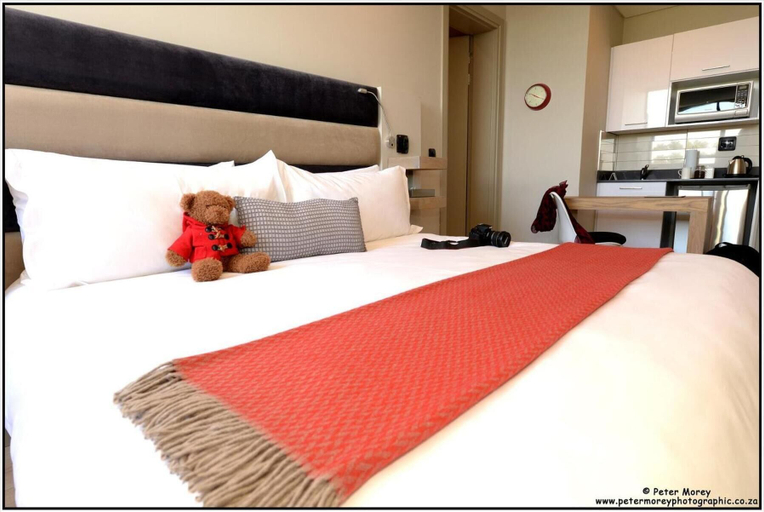 Bedroom 2, The Lakes Boutique Lodge, City of Tshwane