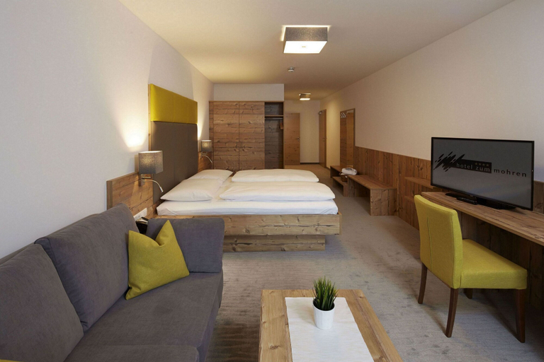 Bedroom 3, Hotel Zum Mohren, Reutte