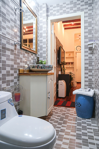 Bathroom 3, Shanghai Wonderoom Lane house Yongjia Rd, Shanghai