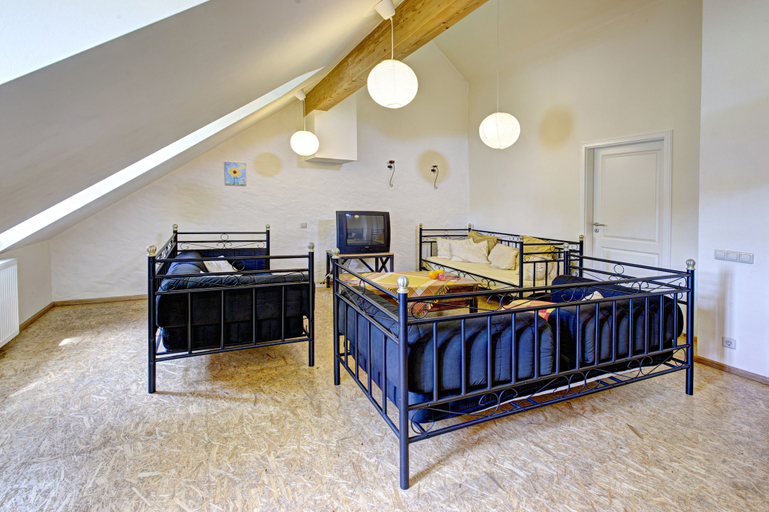 Bedroom 3, Nengshof, Eifelkreis Bitburg-Prüm