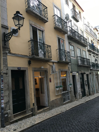 Exterior & Views 2, Lisbon Fragrances Orchidee Flowers, Lisbon