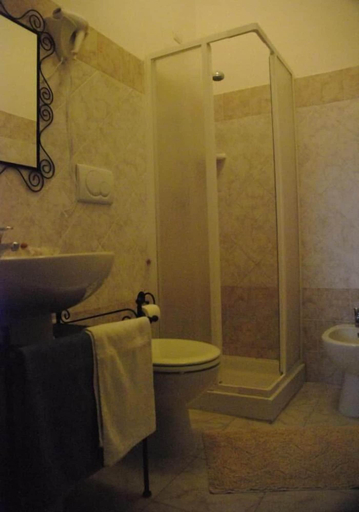 Bathroom, Sorecanu, Cagliari