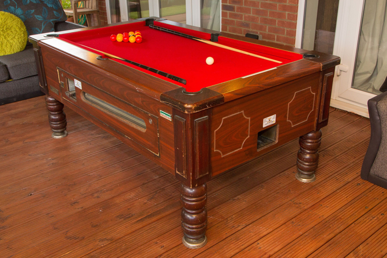 Others 5, Langley Guest House, Buckinghamshire