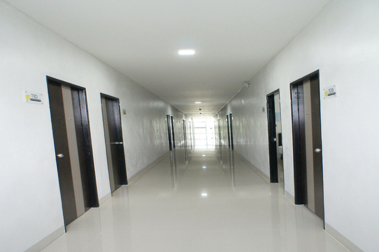 Others 5, Thanaphat Place, Lam Plai Mat