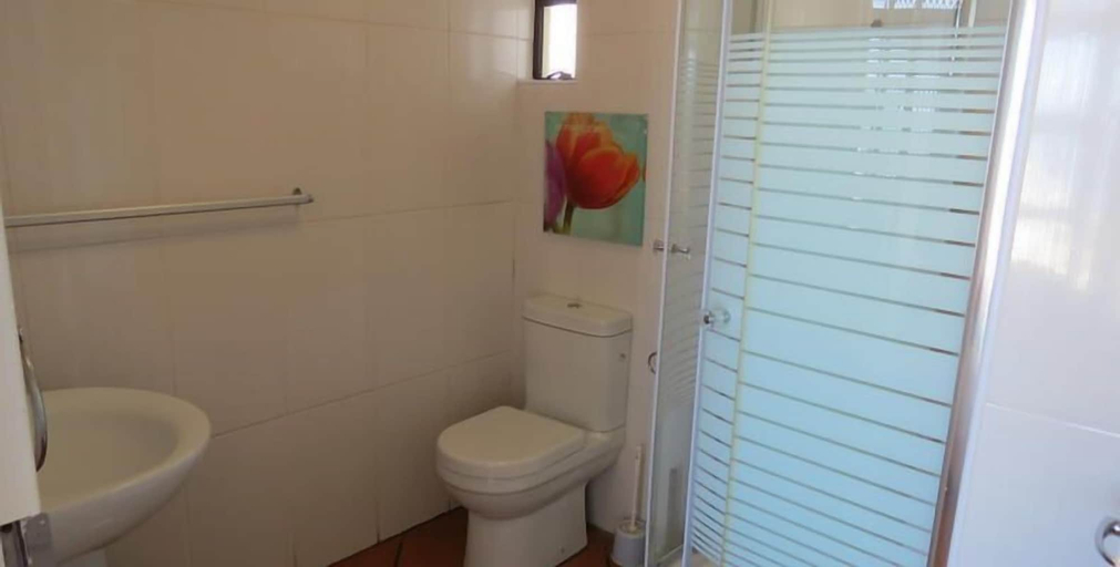 Bathroom, Beau Vista no.4, Ugu