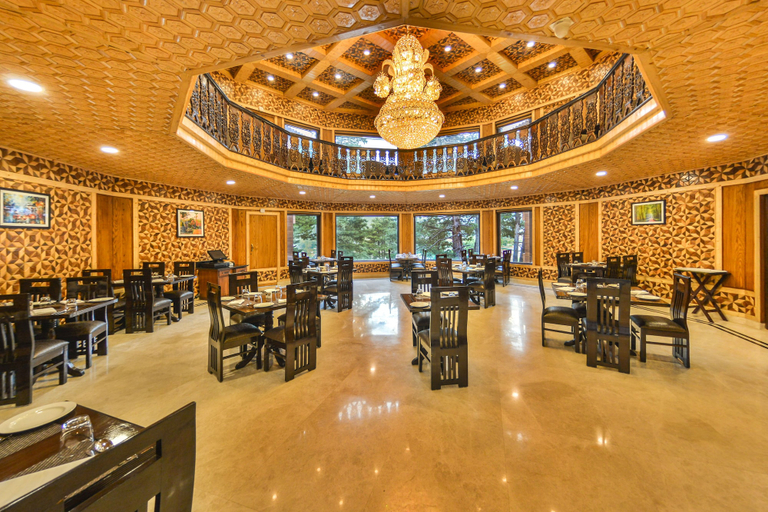 Food & Drinks 5, Hotel Royal Hillton, Pahalgam, Anantnag