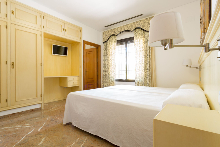 Bedroom 3, Hotel Riad Arruzafa, Córdoba