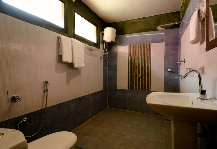 Bathroom 2, Sariska Jungle Camp, Alwar