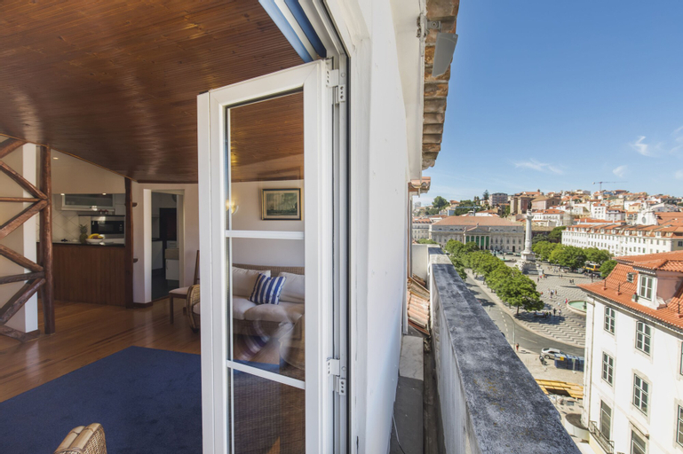 Santa Justa Elevator by Rentestate, Lisboa