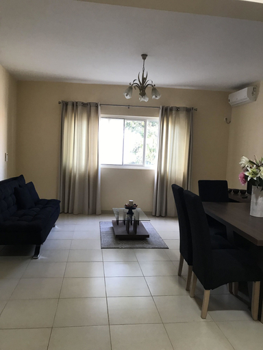 Others 4, Apartamento OZ, Praia