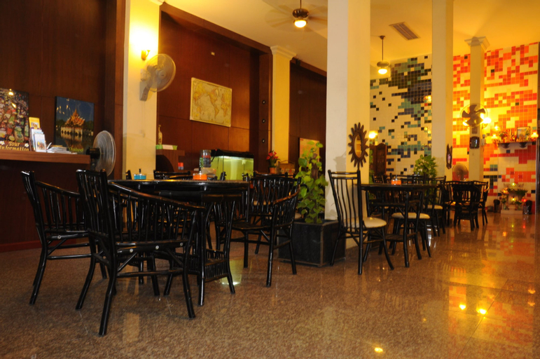 Food & Drinks 11