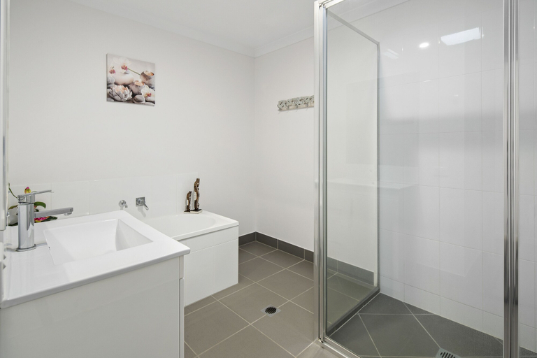 Bathroom 3, Whitsundays Paradise by the Port, Whitsunday