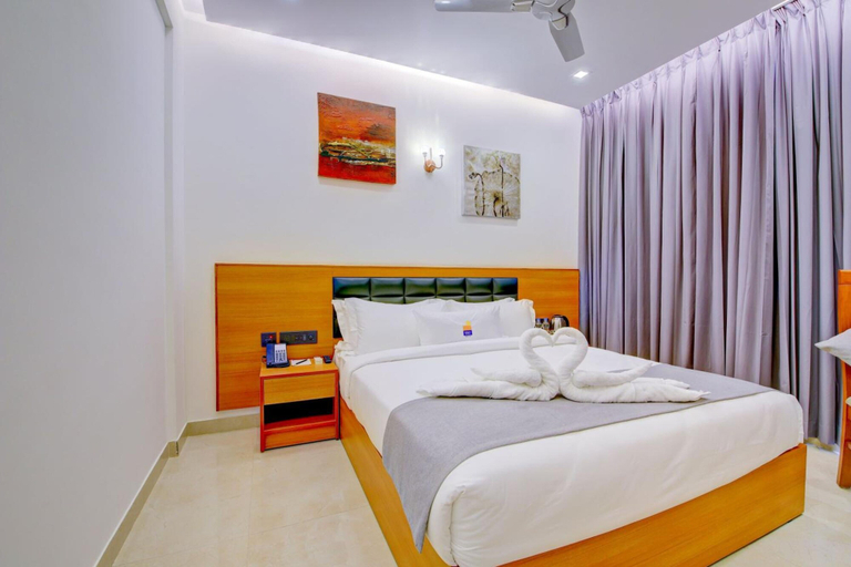 Bedroom 2, Dhruva Inn, Bangalore