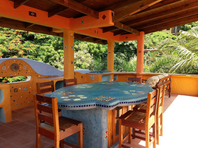 Others 5, Condo Nautilo