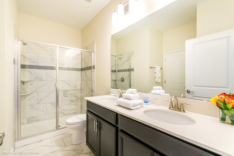 Bathroom 3, 9 Bedroom 5 Bathroom Villa, Polk