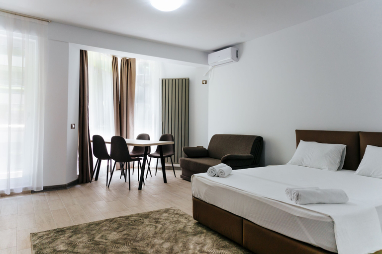 Bedroom 2, Alezzi Beach Resort, Navodari