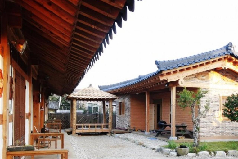 Reed House Hanok Pension, Suncheon