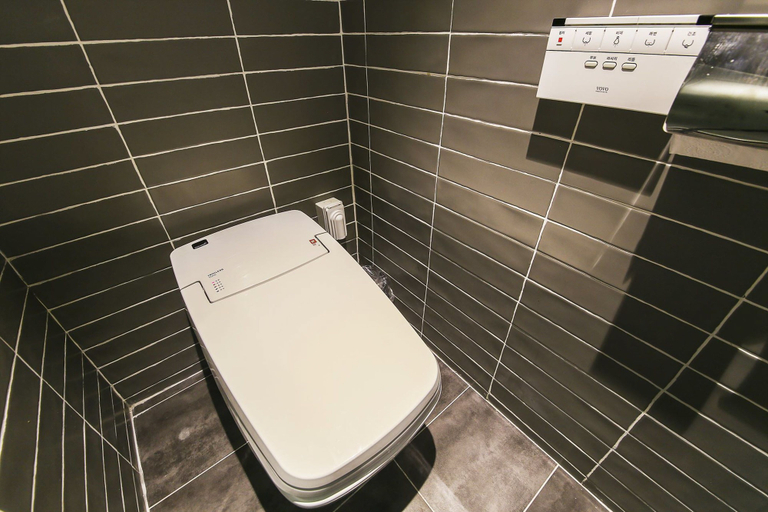 Bathroom 4, Bupyeong Zenith Hotel, Bupyeong