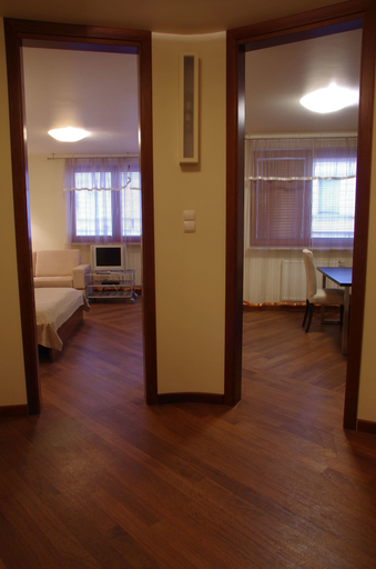 Others 5, Szucha Apartments, Warsaw