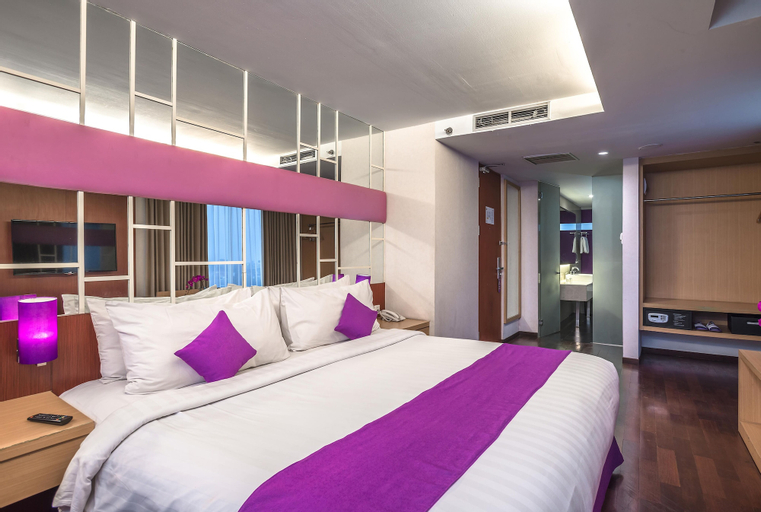 Bedroom 13
