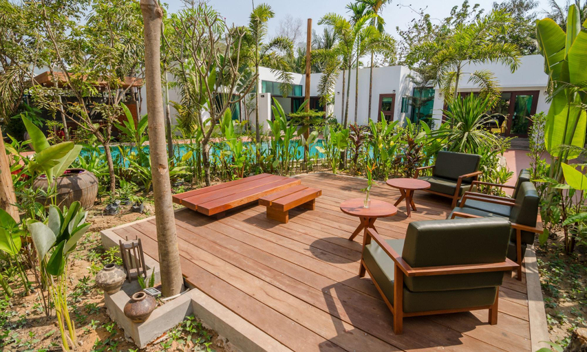 Public Area, Draco Residence, Siem Reap