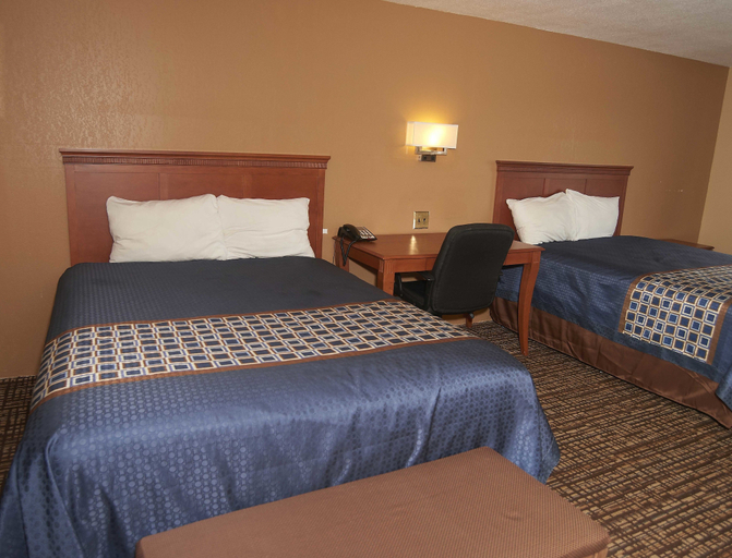 Bedroom 3, New World Inn, Washington