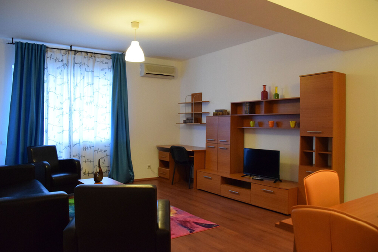 Others 5, West Gate Studios, Municipiul Bucuresti