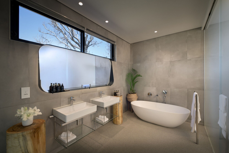 Bathroom 5, The Peech Hotel, City of Johannesburg
