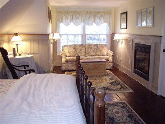 Bedroom 3, Isaiah Jones Homestead Bed & Breakfast, Barnstable