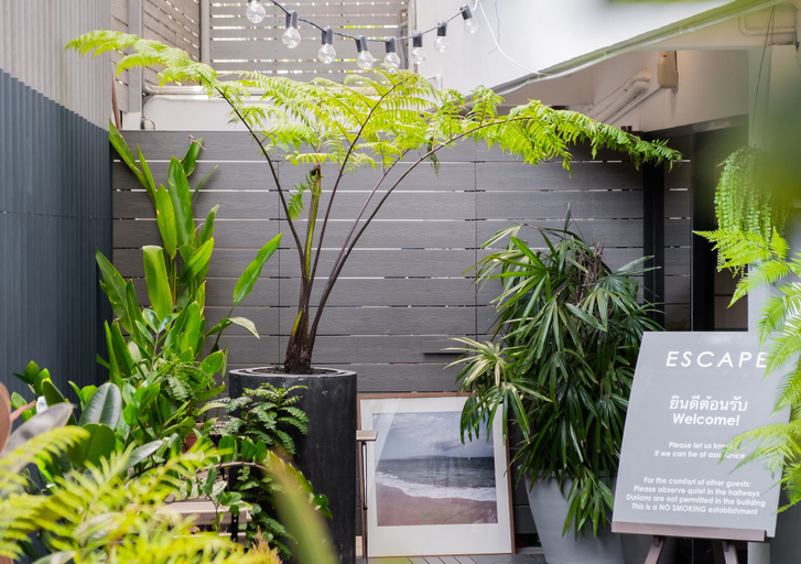 Exterior & Views 2, Somewhere to Escape - Hometel, Bang Rak