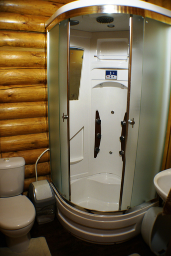 Bathroom 4, Edelveis Guest House, Sochi gorsovet