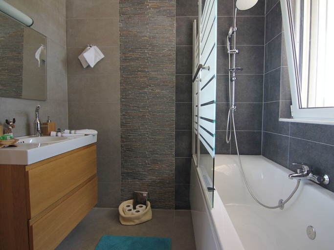 Bathroom 4, Villa Abelos, Attica