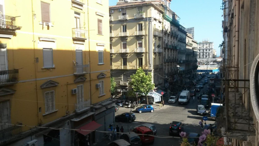Exterior & Views, Le Stanze Di Angela, Napoli