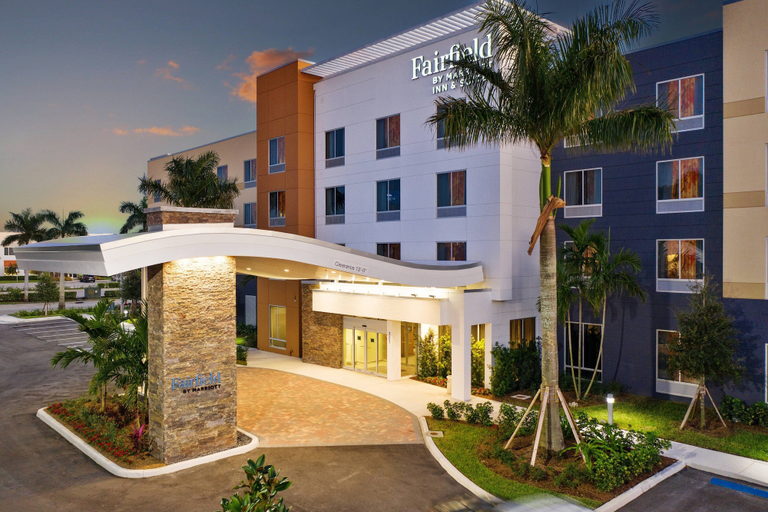 Exterior & Views 1, Fairfield by Marriott Inn & Suites Deerfield Beach Boca Raton, Broward