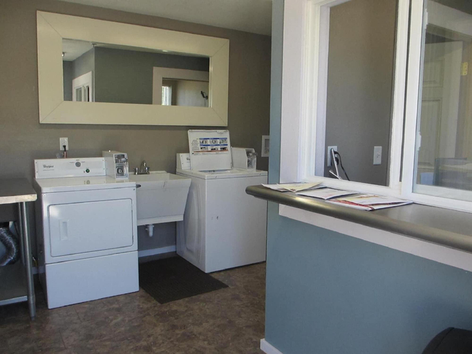 Bedroom 3, Riverfront Studio Suites, Blue Earth