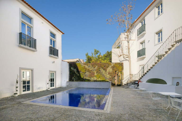 Exterior & Views 2, MouraSuites Hotel, Évora