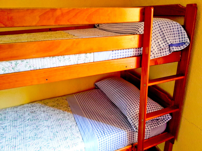 Bedroom 2, SURFtoLIVE House - Hostel, Cantabria