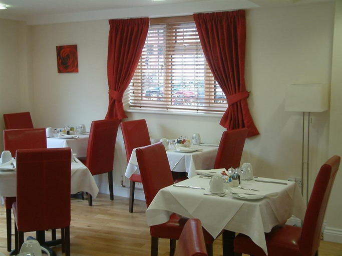 Food & Drinks, Springfields, West Sussex