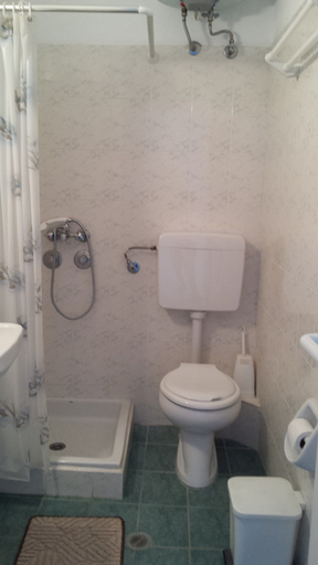 Bathroom 4, Anemos studios, Central Greece