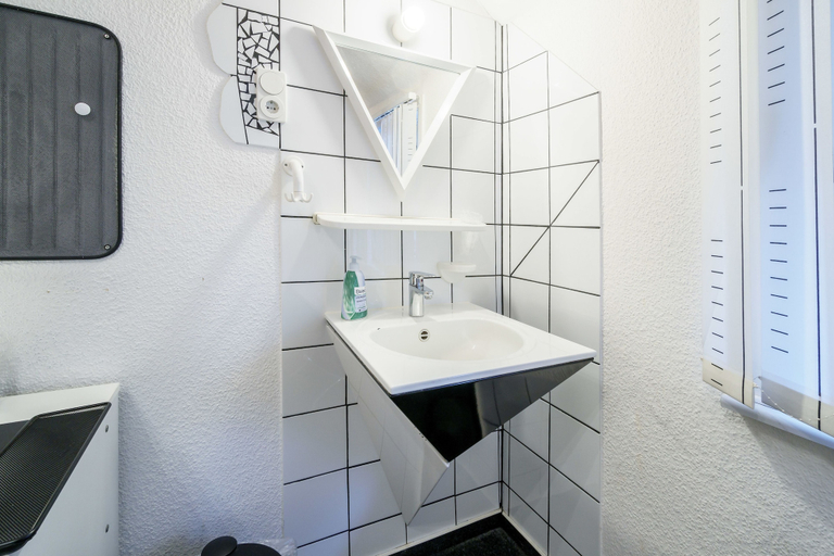 Bathroom 5, Hotel Tusculum, Marburg-Biedenkopf