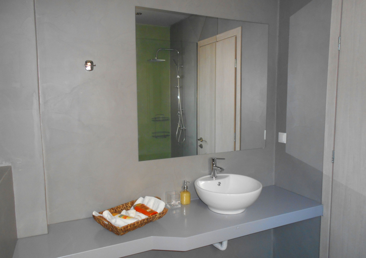 Bathroom 5, Mulberry Suites, South Aegean