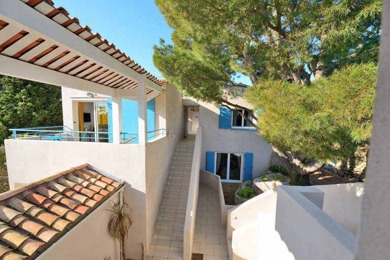 Exterior & Views 2, La Singulière, Hérault