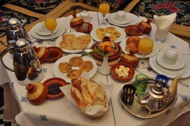 Food & Drinks 5, Riad Alhambra, Skhirate-Témara