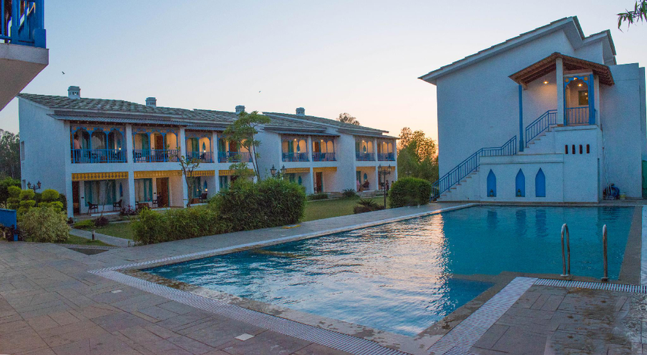 Sport & Beauty 4, Arch The Baakhli Corbett , Nainital