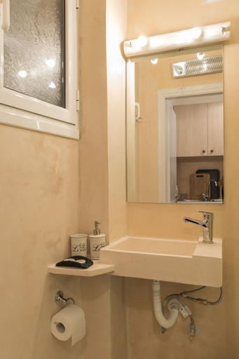 Bathroom 4, Acro & Polis, Attica