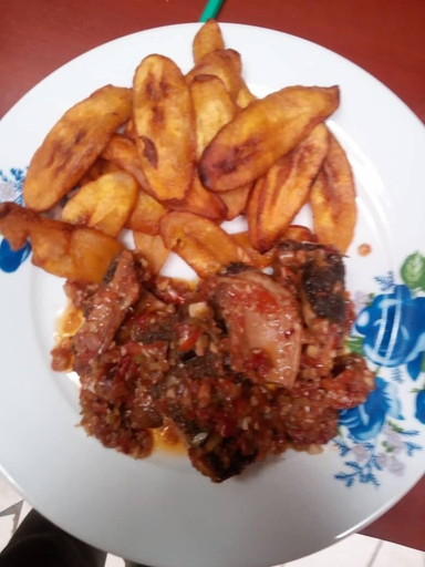 Food & Drinks 5, Hotel Residence Madadjeu, Mfoundi
